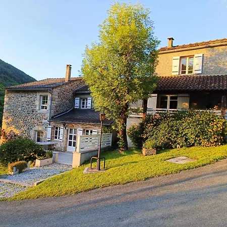 Hébergement de vacances L'oustal *