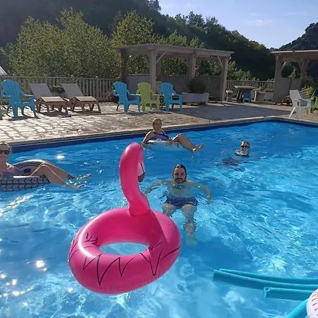 بيت للعطل L'oustal Lacrouzette