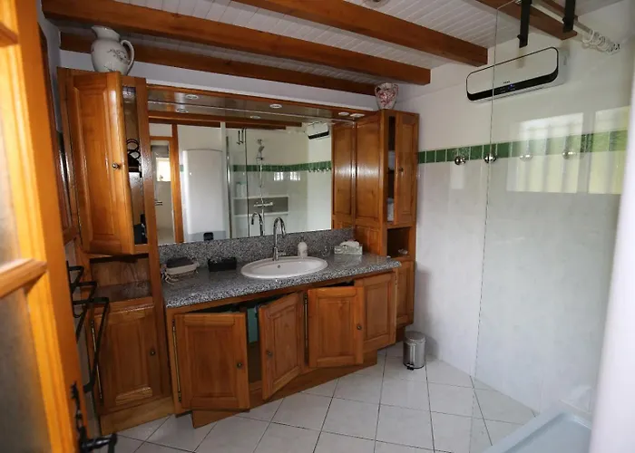 L'oustal * Lacrouzette