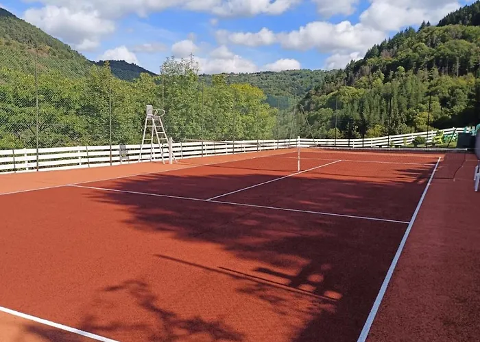 L'oustal Lacrouzette